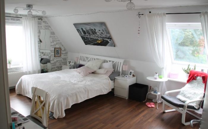 DG: Schlafzimmer 1